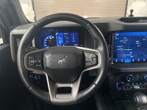 Used 2024 Ford Bronco Black Diamond image 24