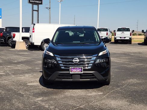 Used 2024 Nissan Rogue SV AWD/4WD image 6