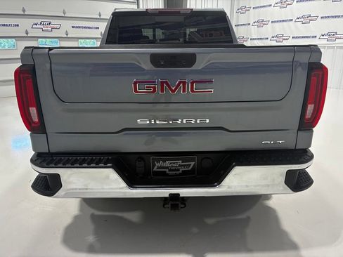 Used 2022 GMC Sierra 1500 SLT w/ SLT Convenience Package AWD/4WD image 5