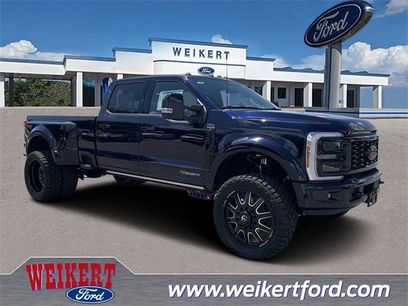 New 2025 Ford F450 Platinum w/ FX4 Off-Road Package
