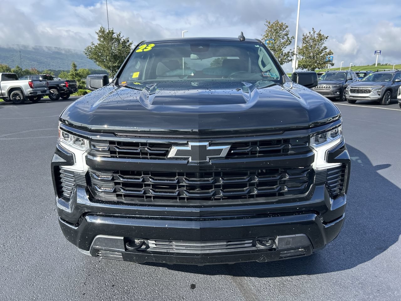 Used 2023 Chevrolet Silverado 1500 RST AWD/4WD image 13