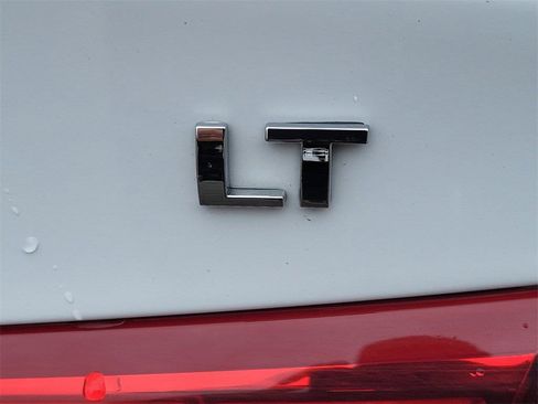 Certified 2025 Chevrolet Malibu LT image 14