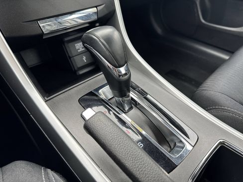 Used 2014 Honda Accord Sport image 24