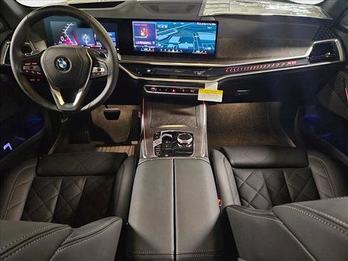 Used 2026 BMW X5 xDrive40i w/ Climate Comfort Package image 15