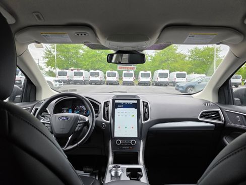 Used 2022 Ford Edge SEL w/ Convenience Package AWD/4WD image 11