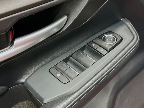 Used 2025 Toyota Grand Highlander AWD Hybrid image 15