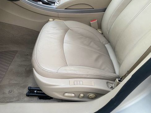 Used 2010 Buick LaCrosse CXL w/ Entertainment Package image 23