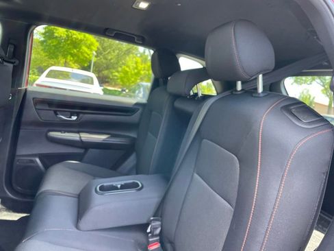 Certified 2025 Honda CR-V Sport image 39