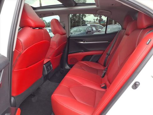 Used 2020 Toyota Camry XSE image 20