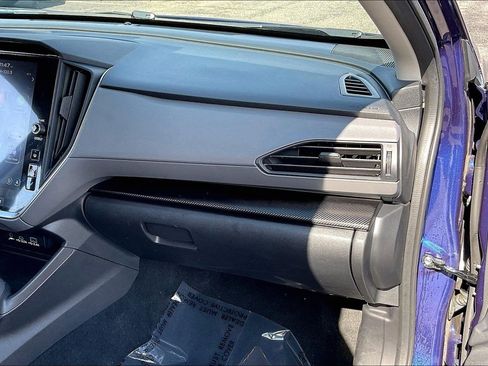 Certified 2024 Subaru Crosstrek 2.0i Premium image 17