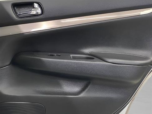 Used 2013 INFINITI G37 x Sedan w/ Premium Pkg AWD/4WD image 13