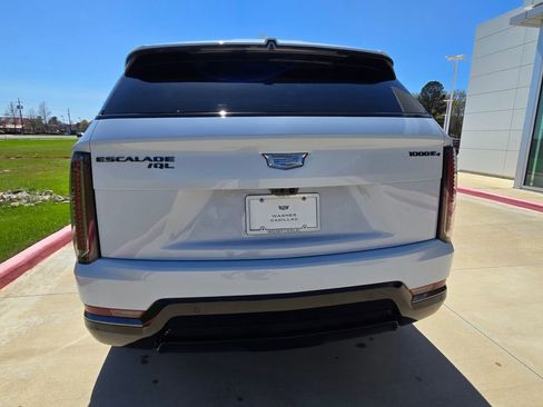 New 2026 Cadillac Escalade IQ Sport 2 w/ LPO, ONYX Package AWD/4WD image 4
