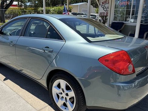 Used 2009 Pontiac G6 Sedan FWD image 4