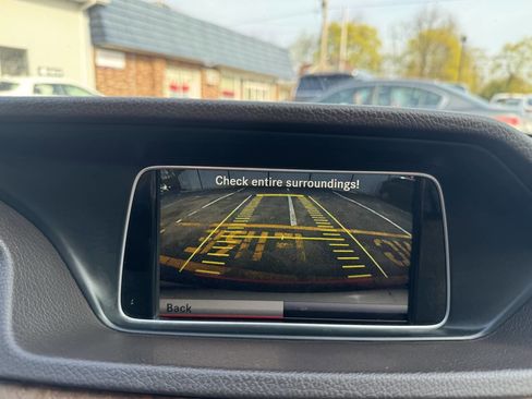 Used 2014 Mercedes-Benz E 350 4MATIC Sedan image 30