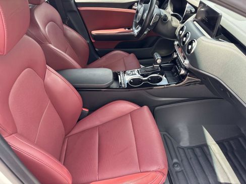 Used 2023 Kia Stinger GT-Line w/ Sun & Sound Package AWD/4WD image 18