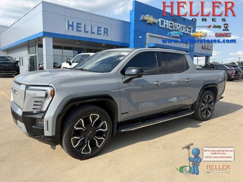 Used 2024 GMC Sierra EV Denali AWD/4WD image 1