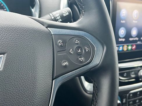 Used 2023 Chevrolet Traverse LT image 26