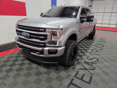 Used 2020 Ford F350 Platinum w/ FX4 Off-Road Package image 3