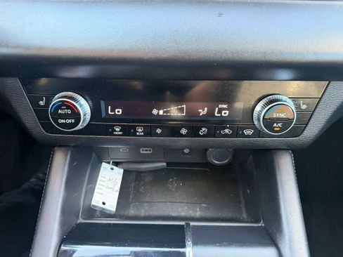 Used 2022 Mitsubishi Outlander SE AWD/4WD image 18