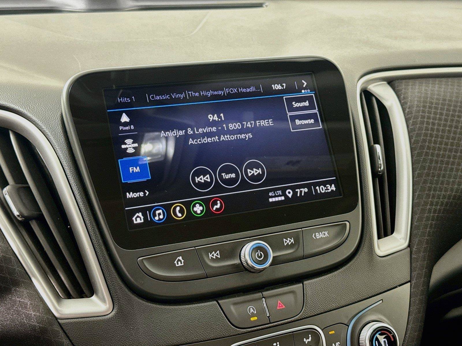 Used 2025 Chevrolet Malibu LT FWD image 16