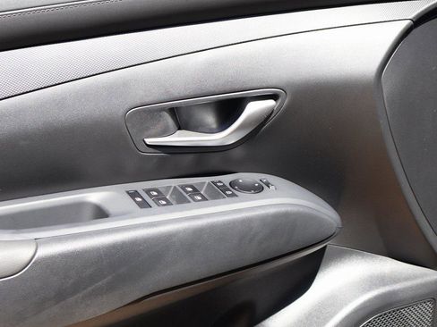 New 2025 Hyundai Tucson SE image 22