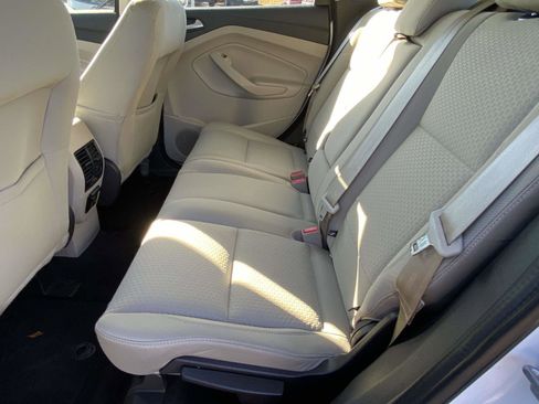 Used 2017 Ford C-MAX SE image 10