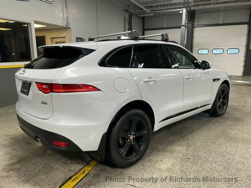 Used 2020 Jaguar F-PACE Checkered Flag image 2