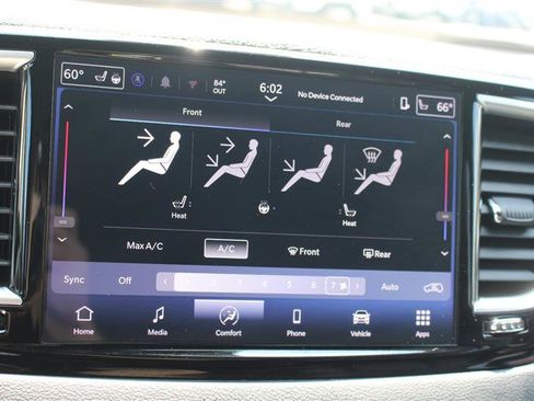 Used 2025 Chrysler Pacifica Select FWD image 20
