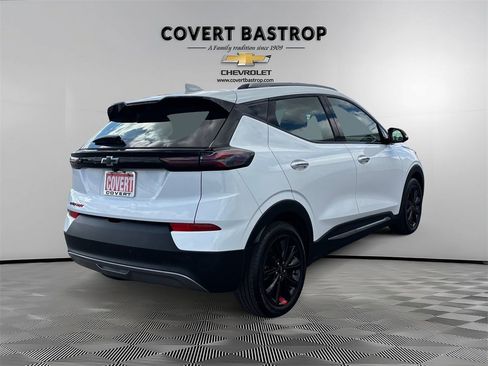 Used 2023 Chevrolet Bolt EUV Premier w/ Sun & Sound Package image 6