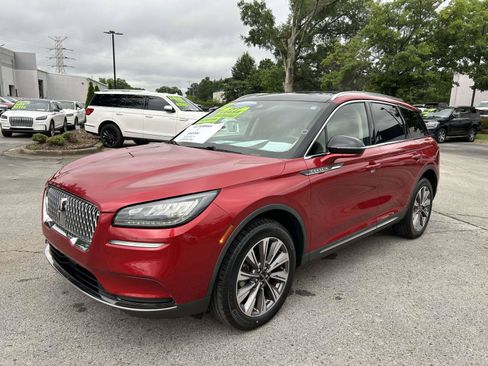 Certified 2022 Lincoln Corsair Reserve w/ Elements Package FWD image 9