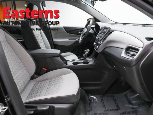 Used 2023 Chevrolet Equinox LT image 24