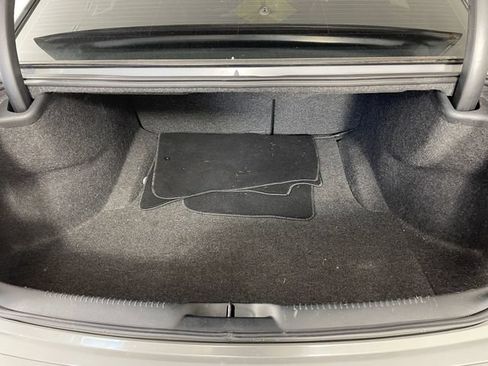 Used 2019 Chrysler 300 S RWD image 12