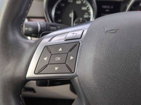 Used 2012 Mercedes-Benz ML 350 4MATIC image 25