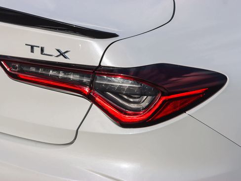 Used 2022 Acura TLX w/ A-SPEC Pkg image 8