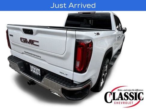 Used 2024 GMC Sierra 1500 SLT w/ SLT Premium Plus Package image 11