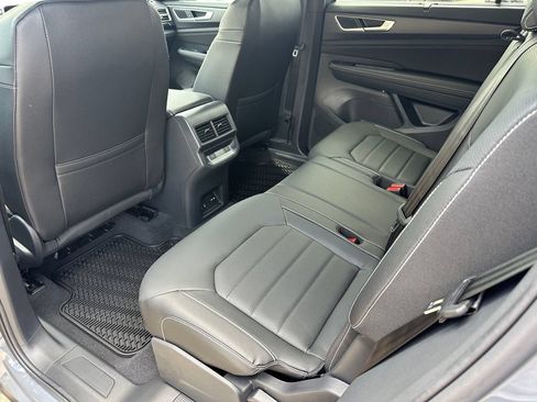 New 2026 Volkswagen Atlas Cross Sport SEL R-Line AWD/4WD image 19