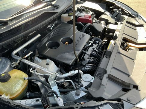 Used 2021 Nissan Rogue Platinum image 25