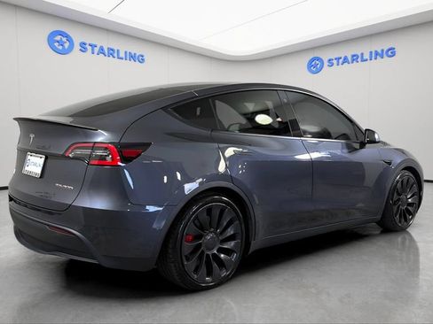 Used 2021 Tesla Model Y Performance AWD/4WD image 9