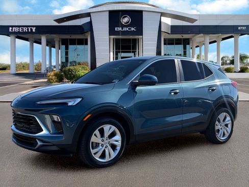 Used 2025 Buick Encore GX Preferred w/ Advanced Technology Package FWD image 6