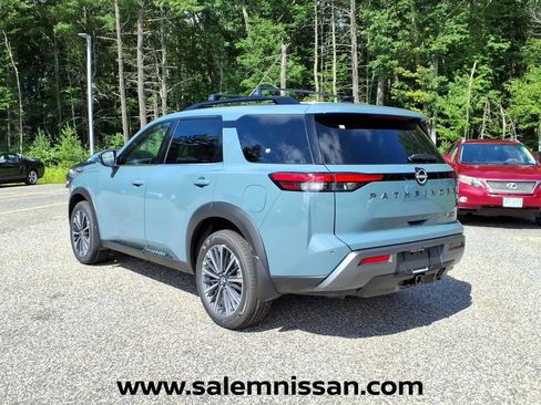 New 2026 Nissan Pathfinder Platinum AWD/4WD image 4