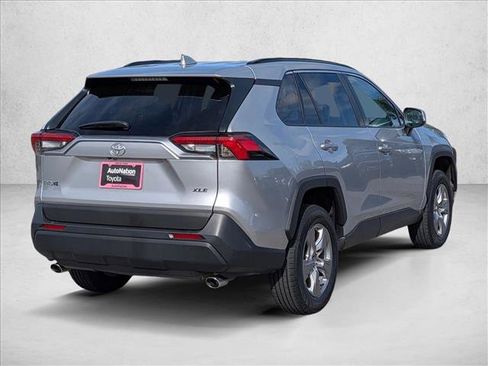 Used 2024 Toyota RAV4 XLE FWD image 5