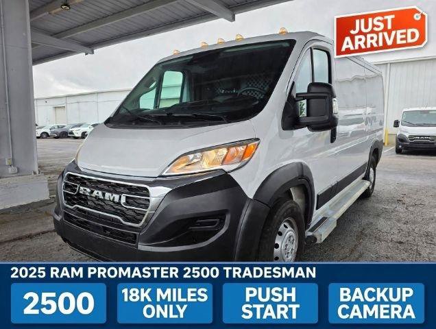 Used 2025 RAM ProMaster 2500 w/ U-Haul Equipment Group FWD image 1