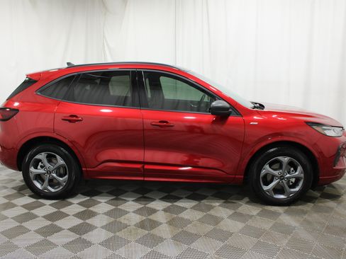 Used 2024 Ford Escape ST-Line w/ Tech Pack #1 FWD image 29