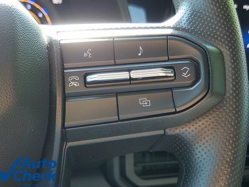 Certified 2025 Chevrolet Colorado Trail Boss AWD/4WD image 21