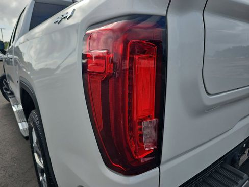 Used 2023 GMC Sierra 1500 SLT w/ SLT Premium Package AWD/4WD image 34