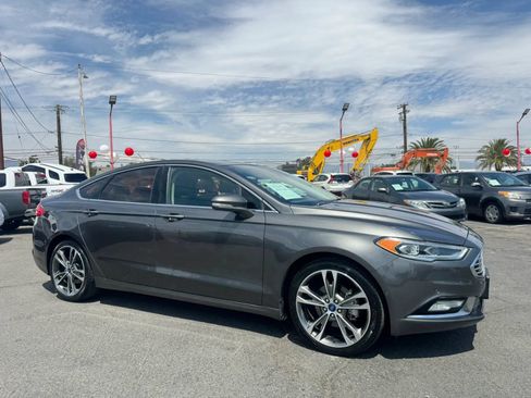 Used 2017 Ford Fusion Titanium FWD image 9