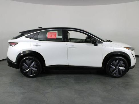 Certified 2023 Nissan Ariya FWD image 12