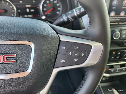 Used 2024 GMC Terrain SLT w/ Tech Package AWD/4WD image 28