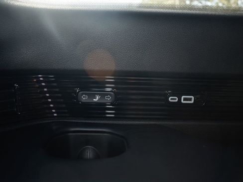 New 2026 Jeep Grand Wagoneer Summit image 48