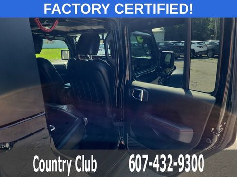 Used 2023 Jeep Gladiator Rubicon w/ LED Lighting Group AWD/4WD image 28